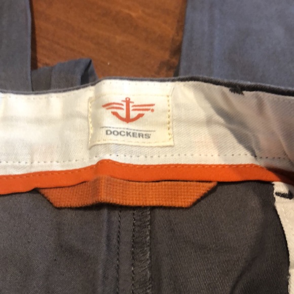 Dockers field khaki pants. Flat front, straight leg. Size 36x34. Dark blue. NWT! - Picture 6 of 7